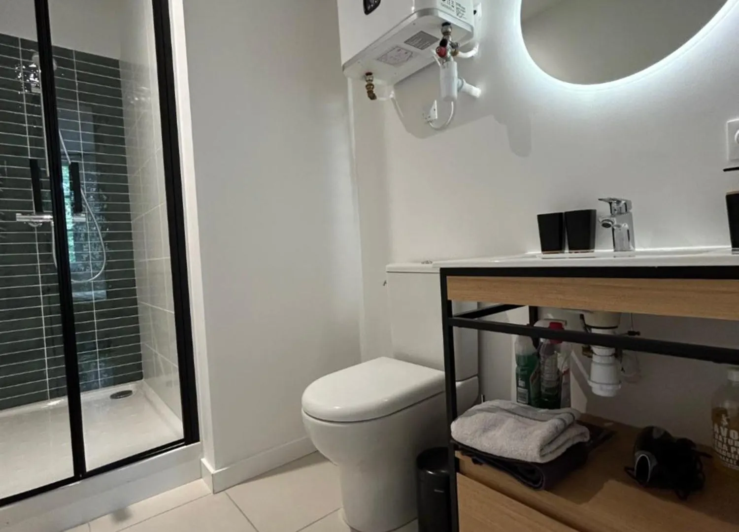 Apartment Blue Forest - T1 Hyper Centre - Paisible Toulouse France